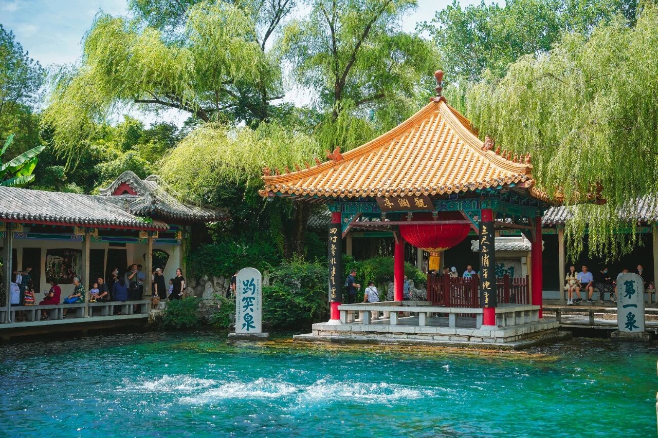 這個(gè)秋天，來(lái)濟(jì)南赴一場(chǎng)浪漫之約?